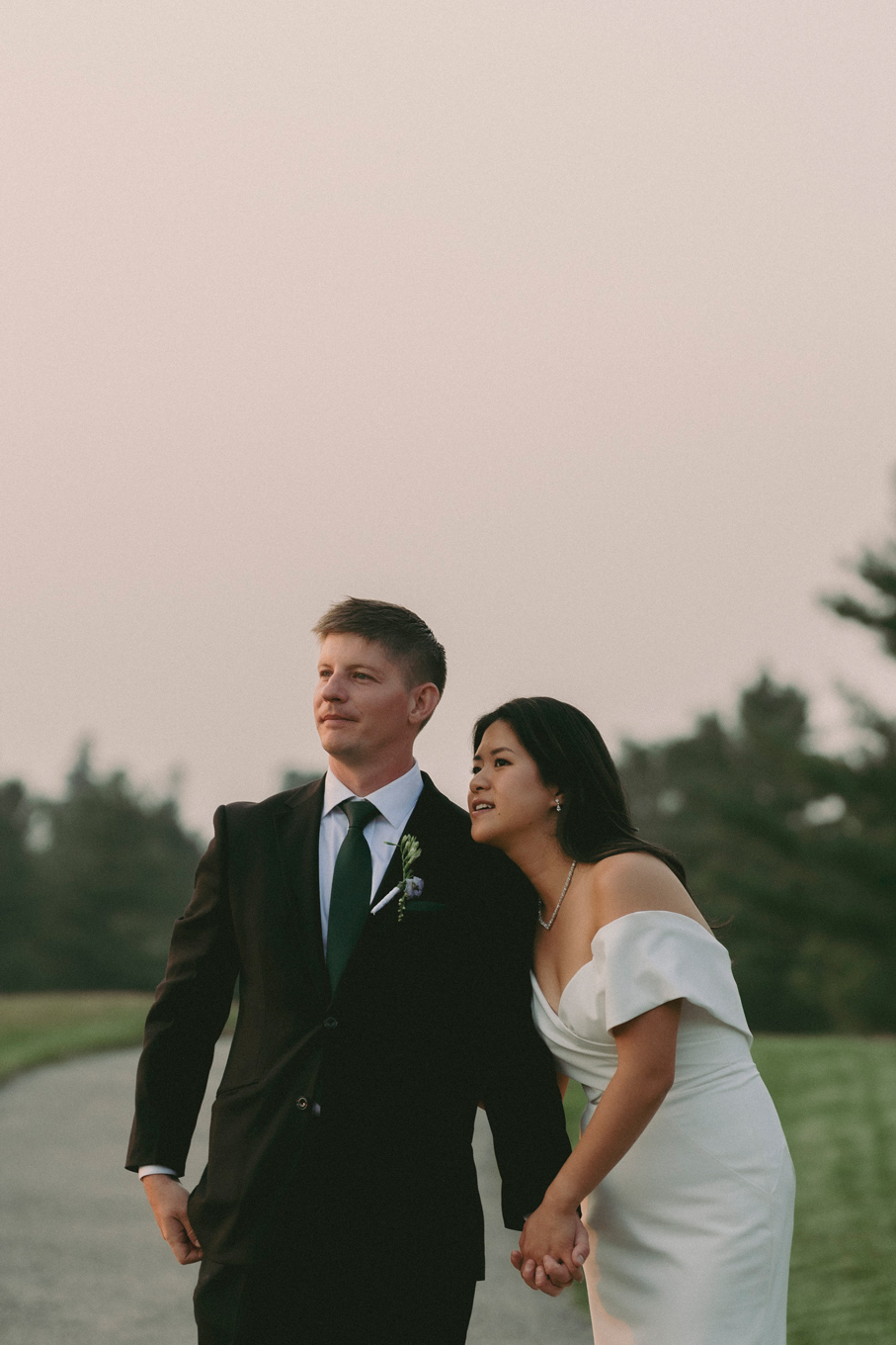 Natural light portraits of Anita and Scott with open fields at Cope Town Wood Golf Course Toronto wedding photographe